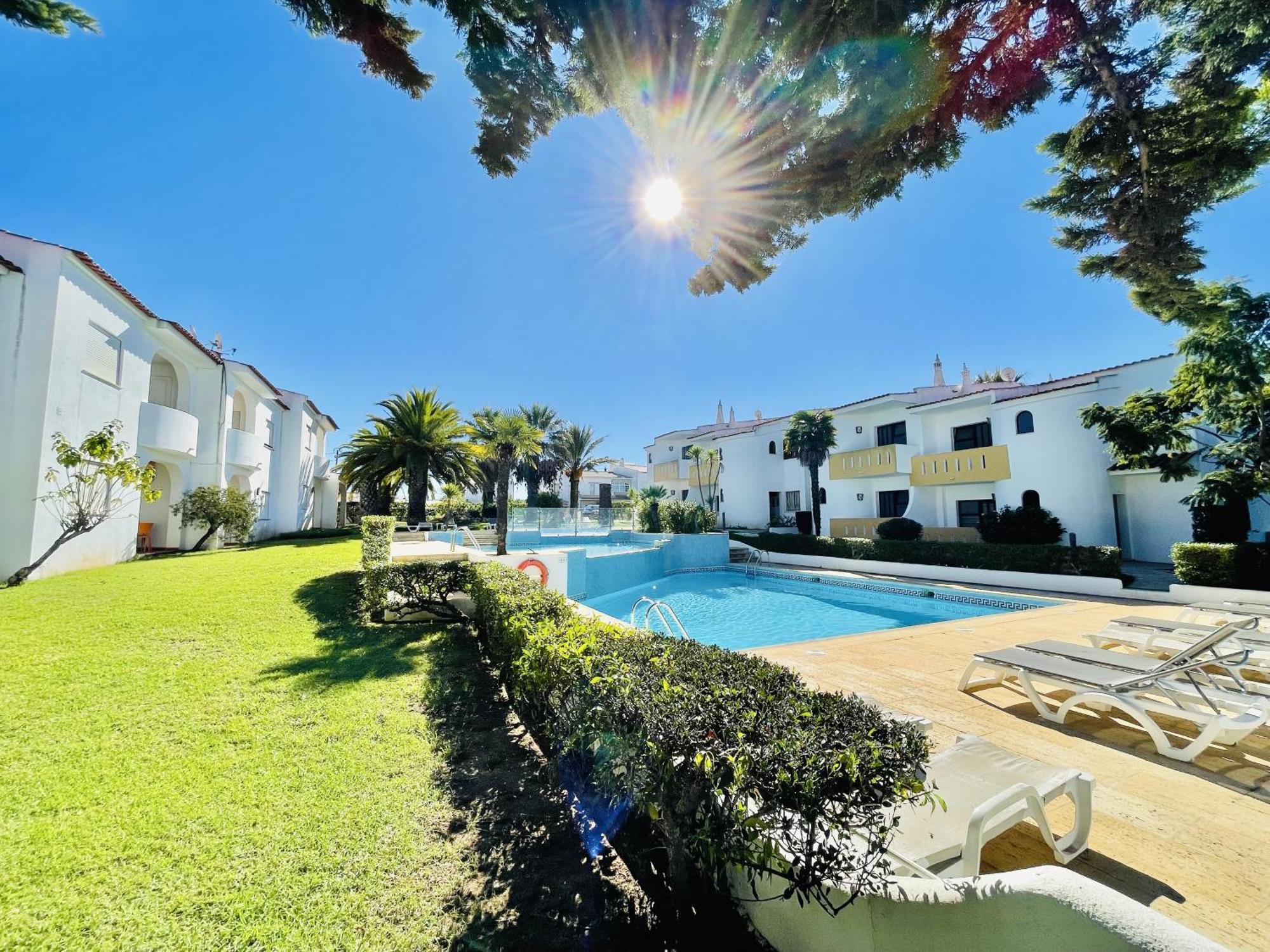 Lavanda - 2 Bedrooms - 3 Level Pool - Garden - Beach 1Km Эштомбар Экстерьер фото